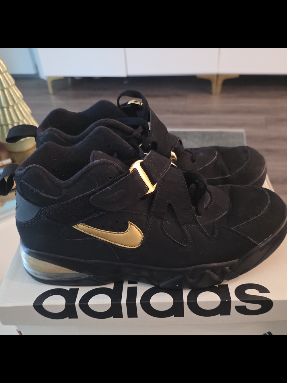 Nike Air Force Max Cb Mid-Top Sneaker Black/Gold Lace-Up Hook & Loop - Picture 2 of 11